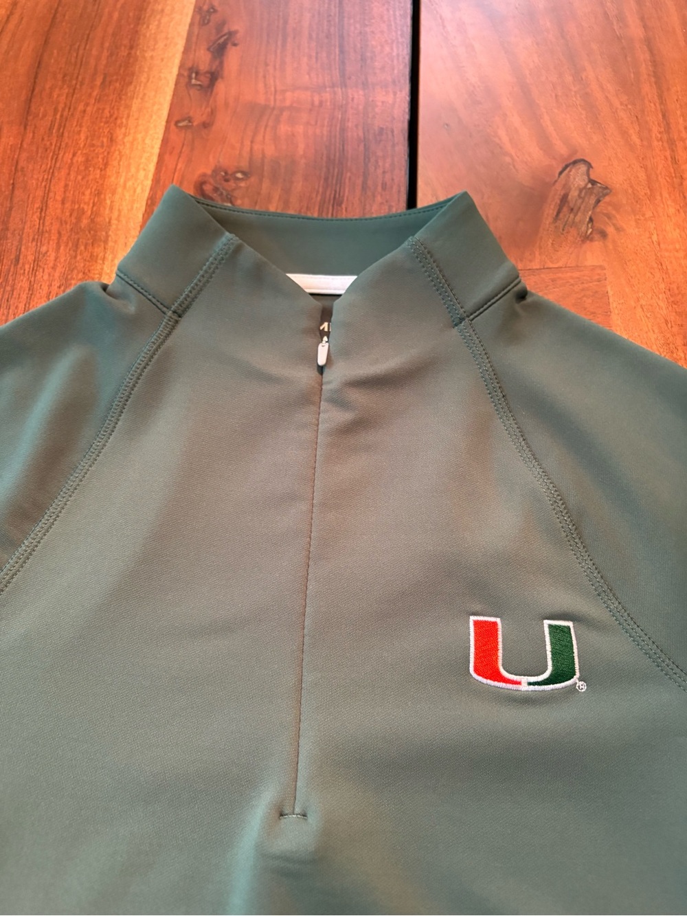 Peter Millar Green 1/4 zip women’s University of Miami size XS - Picture 3 of 6